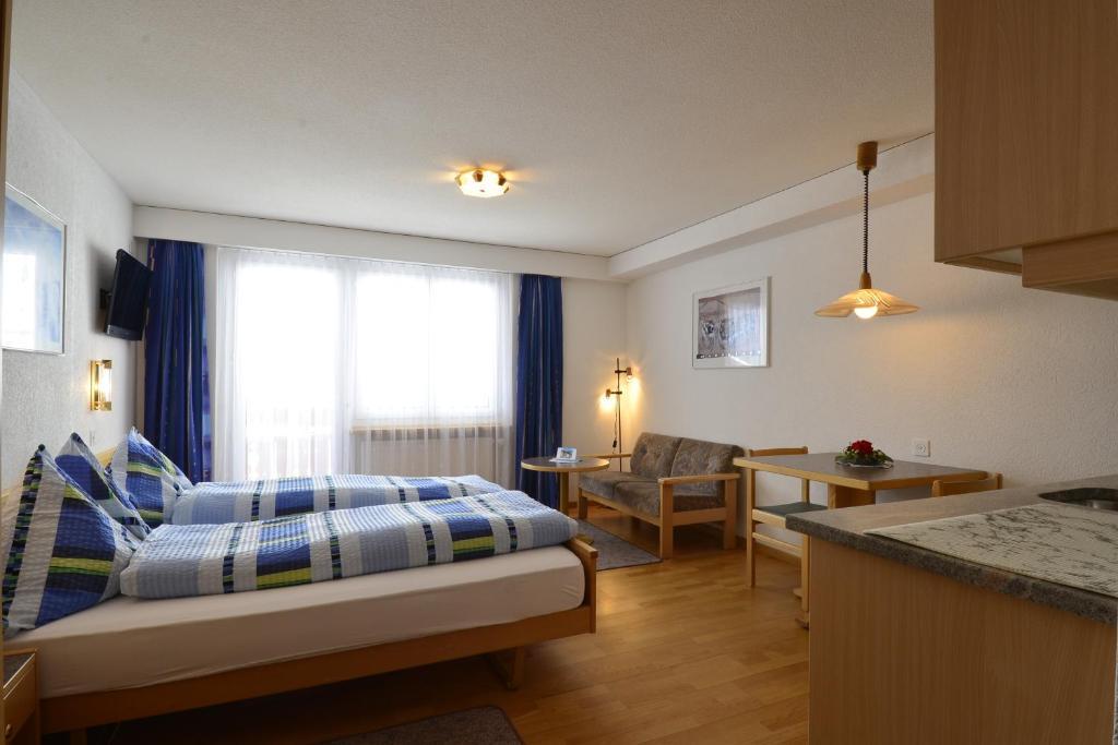 شقة Haus Orion Saas Fee الغرفة الصورة