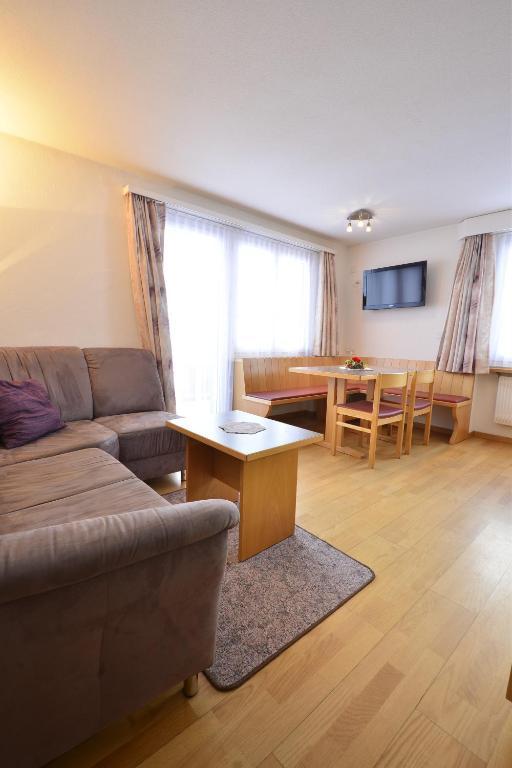 شقة Haus Orion Saas Fee الغرفة الصورة